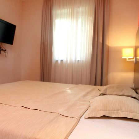 Garbin 711 Marina Portoroz Apartman Kültér fotó