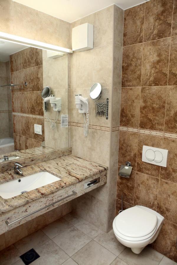 Garbin 711 Marina Portoroz Apartman Kültér fotó