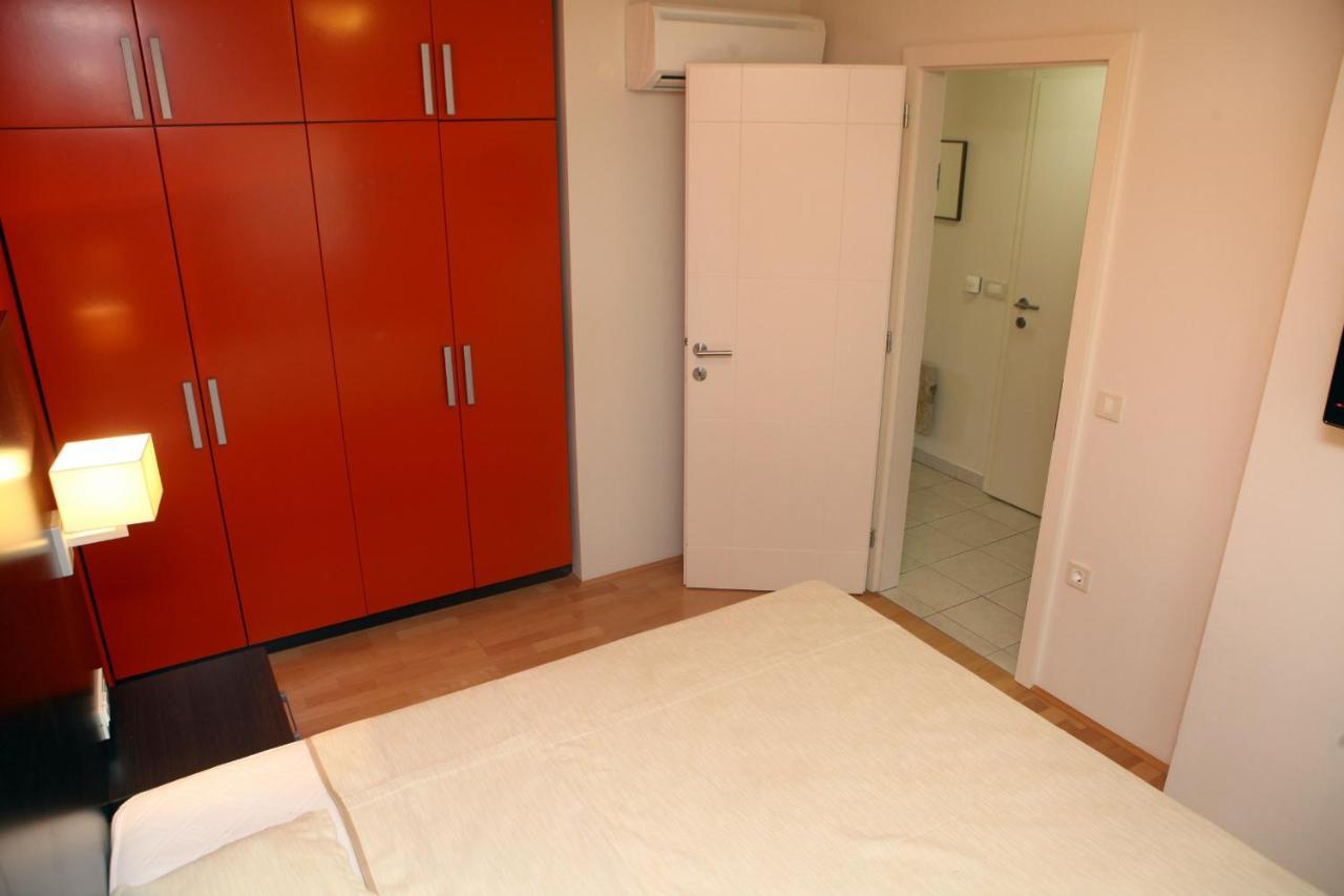 Garbin 711 Marina Portoroz Apartman Kültér fotó
